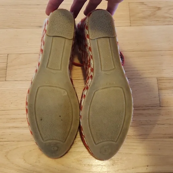 Viscata Canvas Wedges - Red Jaquard - Picture 5 of 6